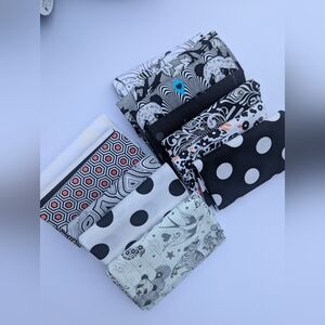 Black and White Patterned Fabric Set